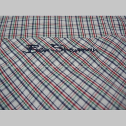 Ben Sherman, pánska košeľa s krátkym rukávom s bielo-modro-červeno-zeleným károvaním 55%bavlna 45%polyester, posledný kus veľkosť S